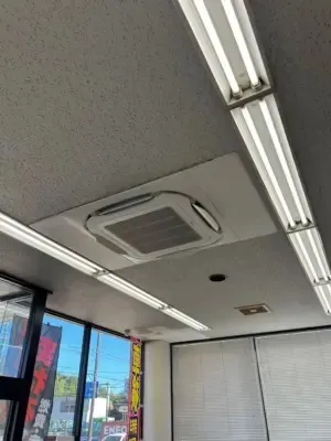 川口市で店舗の業務用エアコンが冷えないトラブルに対応しました！